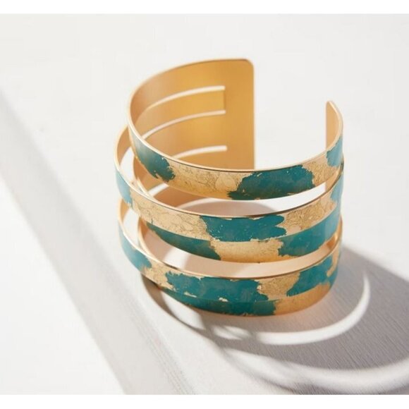 Chico's Turquoise and Gold Tone Modern Cuff Bracelet NEW $49 - Picture 1 of 3